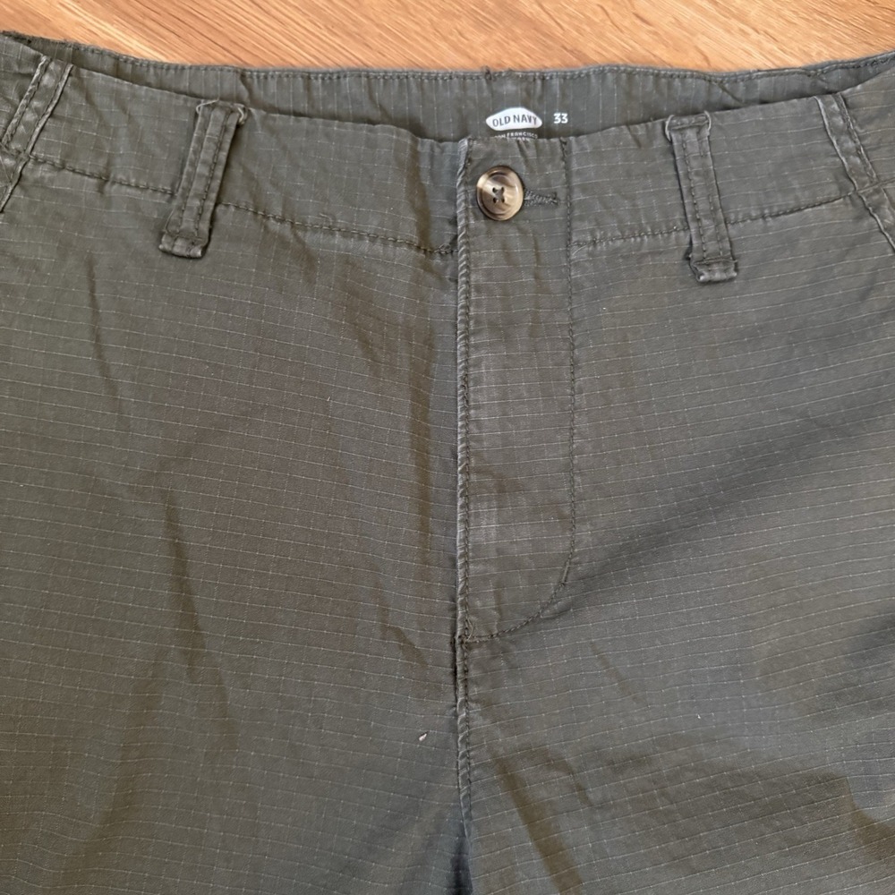 Old Navy Cargo Shorts Men's 33 Olive Green Cotton Flat‎ Front Rip Stop Grunge - Picture 2 of 7